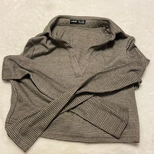 Cropped collard long sleeve